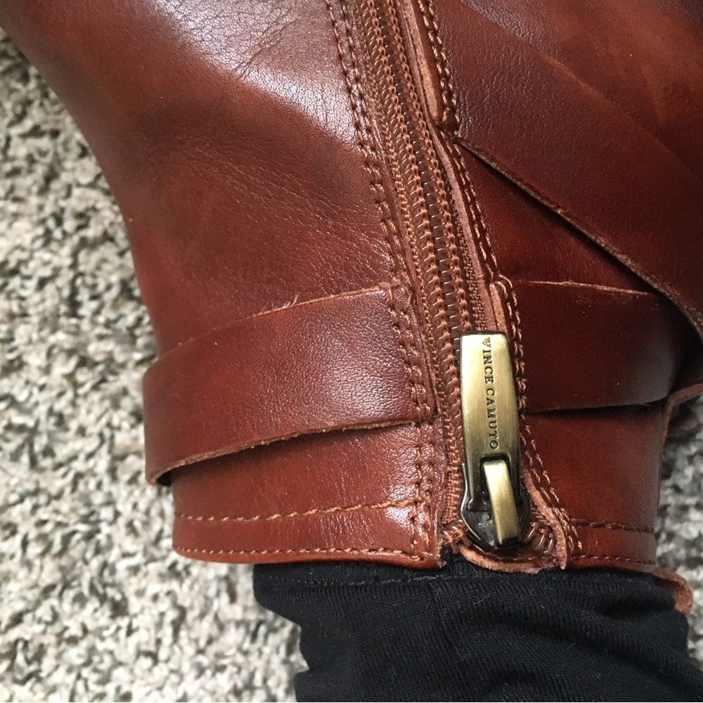 Caramel cognac leather boots 👢